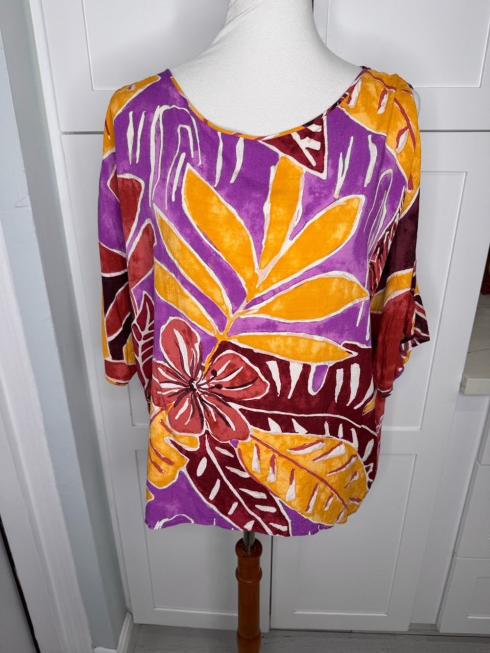 Jams World Women’s Beach Walk Cold Shoulder Blouse Tropical Floral Size M